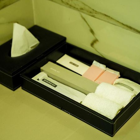 Hotel Adsan Heights Gajraula エクステリア 写真